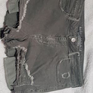 Olive high rise shortie